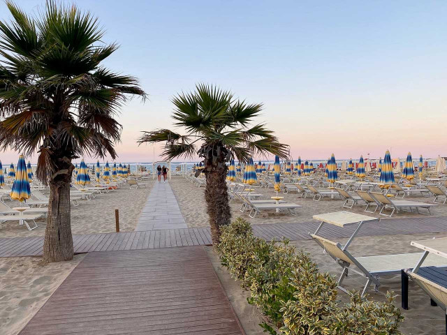 media.Gallery-Spiaggia-113-01-Hotel-Maddalena-Riccione