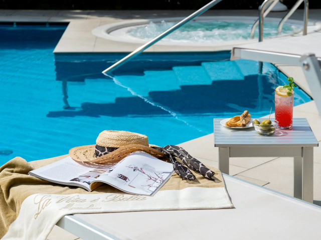 media.Gallery-Piscina-07-Hotel-Maddalena-Riccione