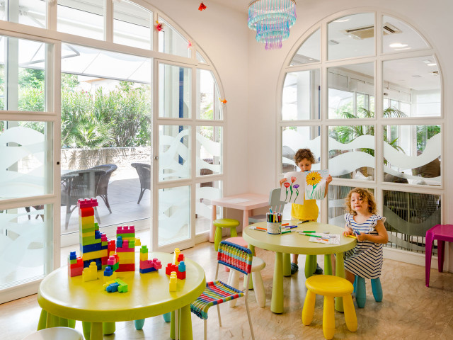 media.Gallery-Family-05-Hotel-Maddalena-Riccione